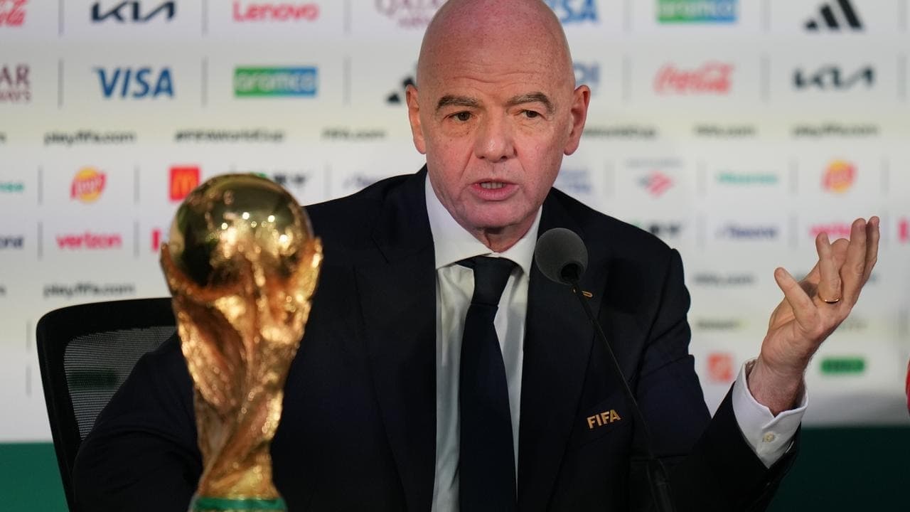 Infantino sets deadline for World Cup investor plan