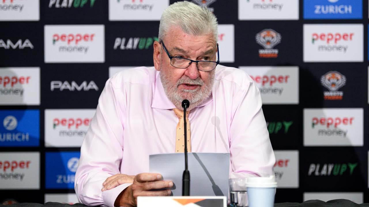 Richardson tells Tigers staff he's finished as CEO