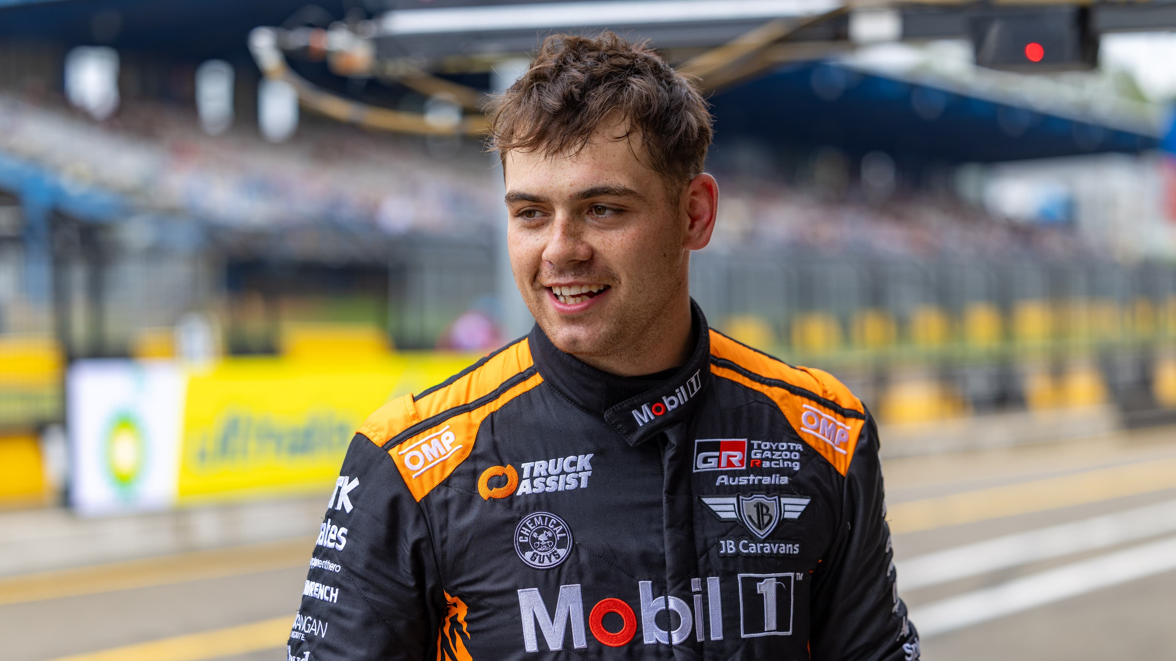 Kiwi driver Ryan Wood crashes in Bathurst 1000 practice