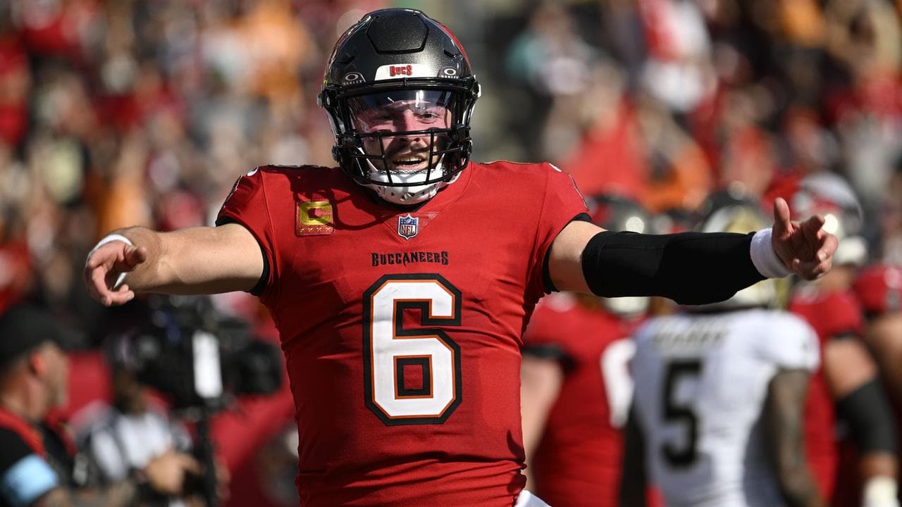 Mayfield lifts Buccaneers to NFC South title in fightback win