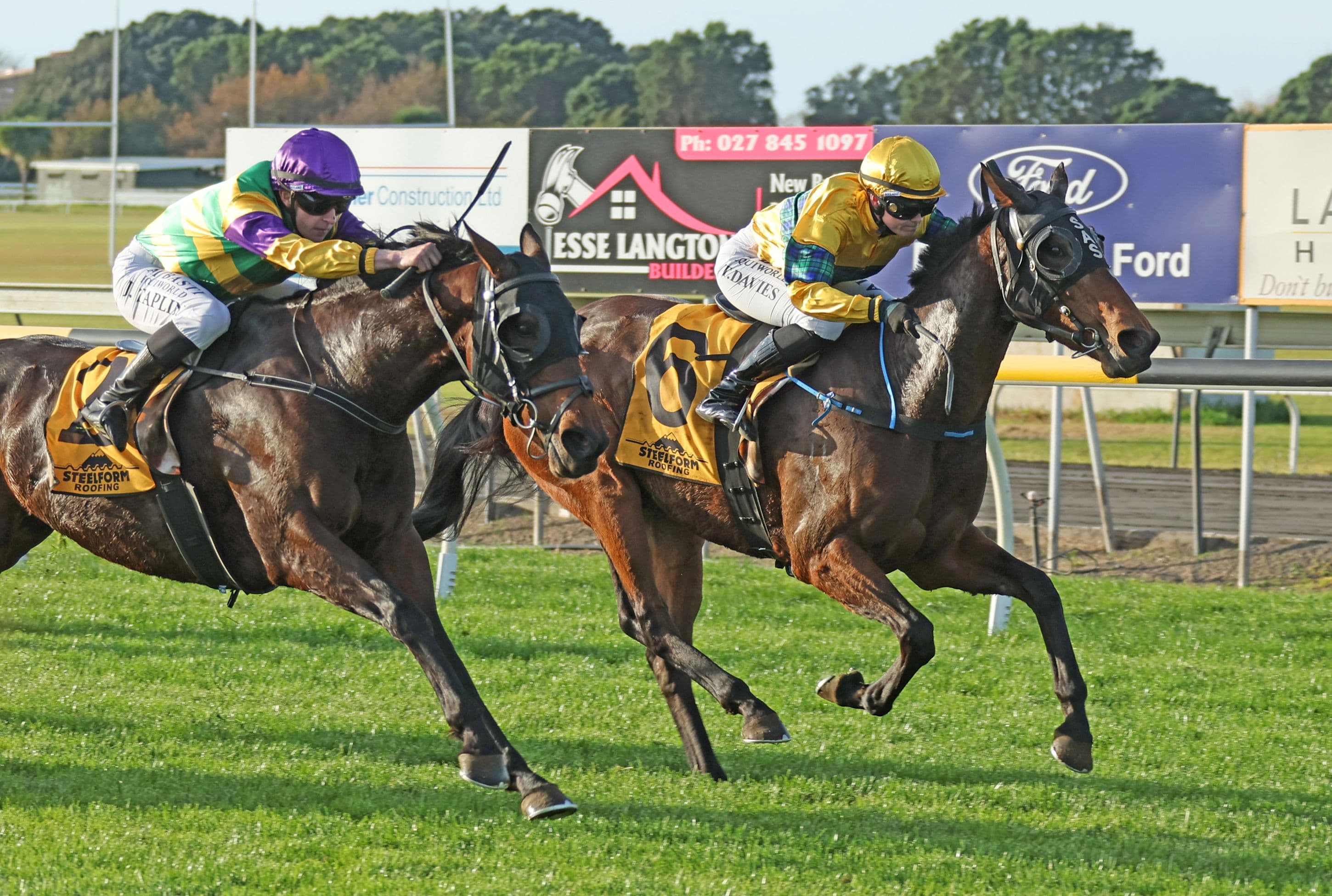 Sharrock and Davies collect winning double at New Plymouth