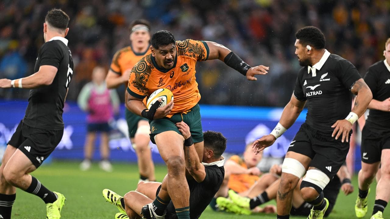 Wallabies suffer huge blow as star Skelton ruled out of season with injury