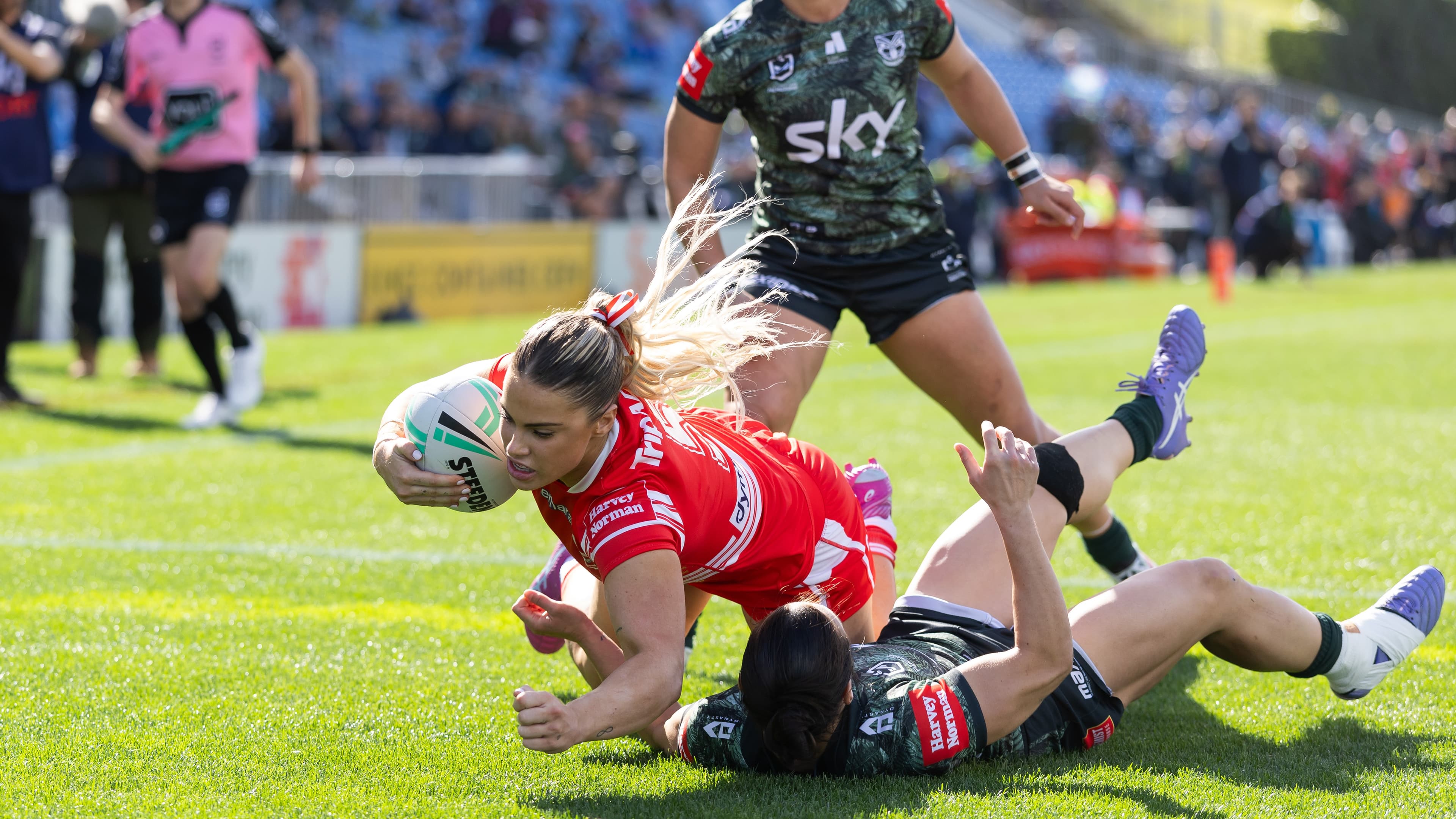 ‘Tit for tat’: Warriors drop out of NRLW top six with last minute loss