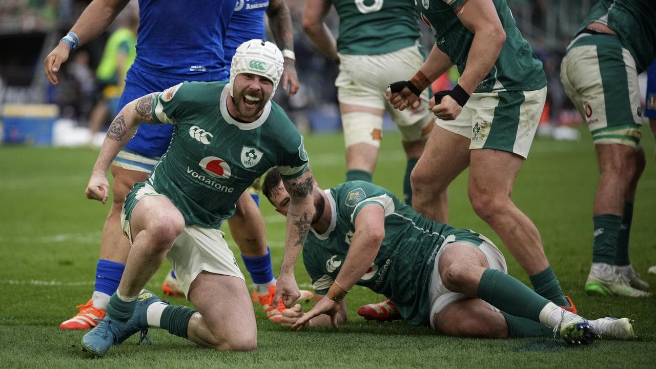 Sheehan hat-trick leads Ireland to win over Italy