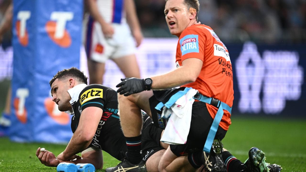 Hip-drop tackle added to rugby's global rule book