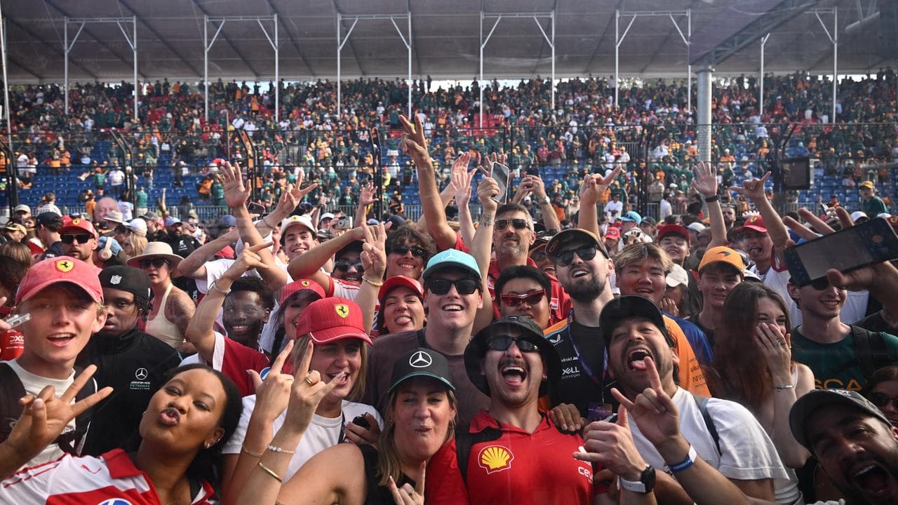 Aussie GP loses season-launch honour, gains sprint race