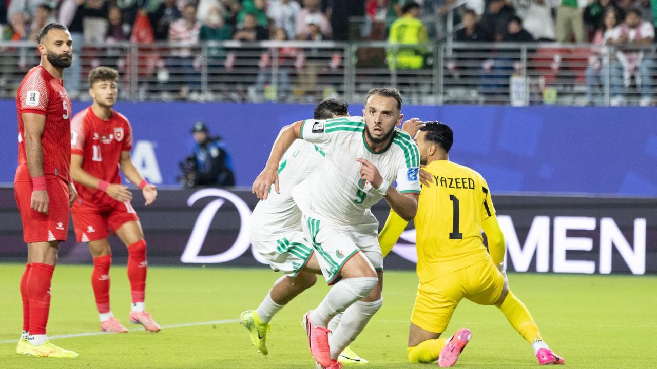 Algeria claim comeback win to eliminate Jordan