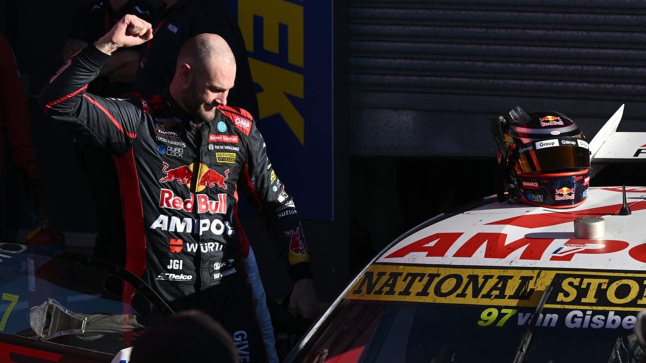 Kiwi motorsport great van Gisbergen involved in speedway crash