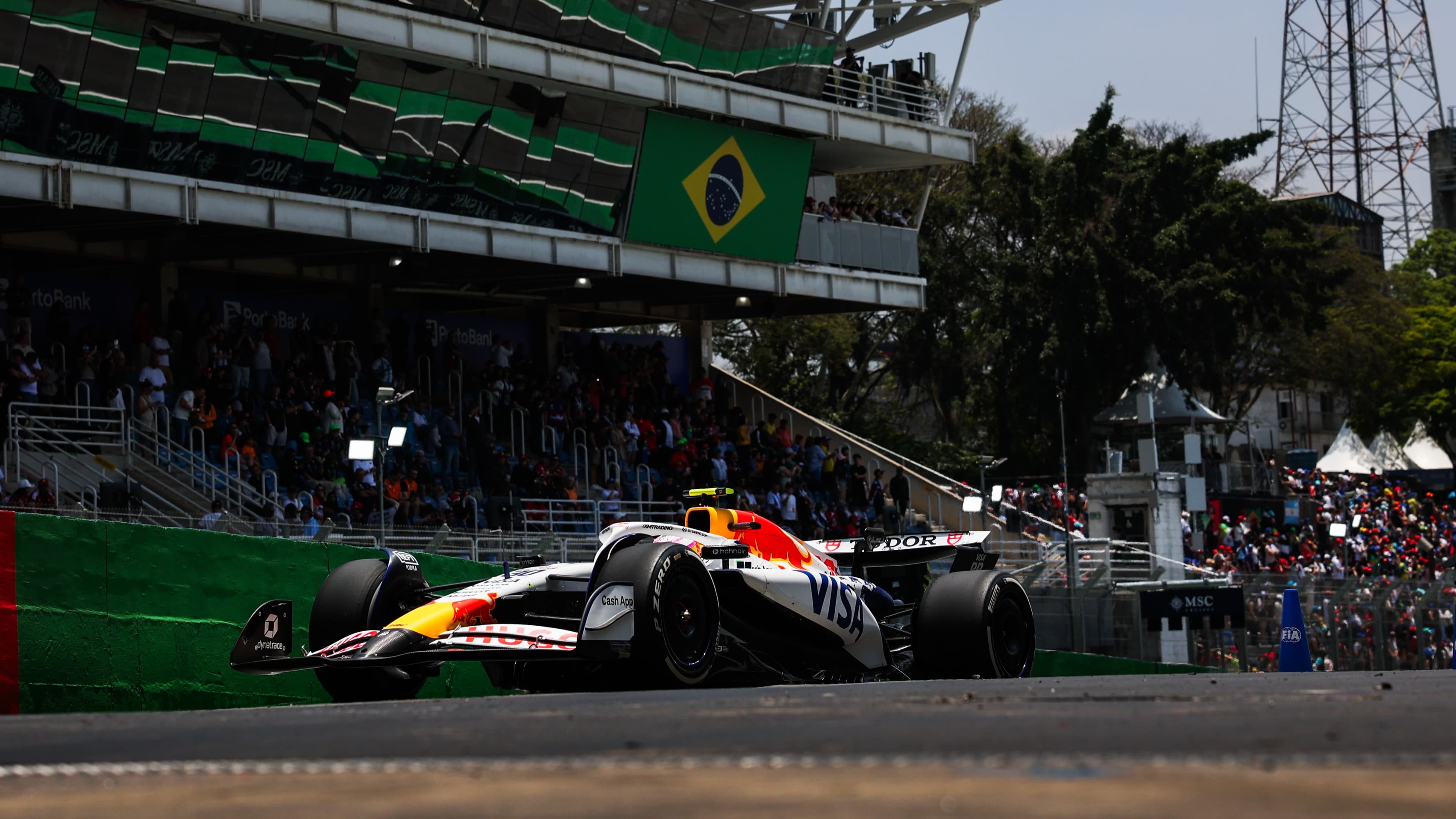 Lawson impresses in Brazil 'masterclass' as Norris extends F1 title race lead