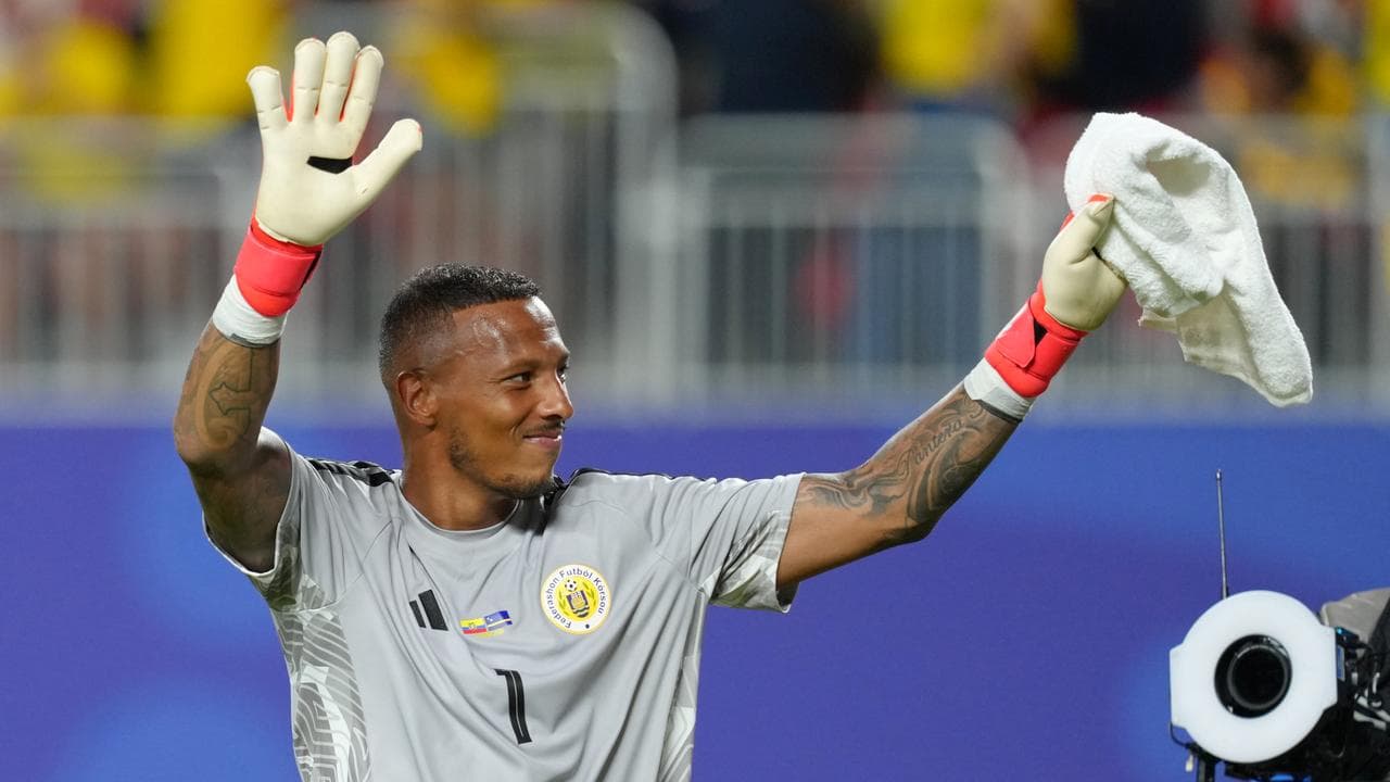 Goalie's 15 saves as tiny Curacao earn historic draw