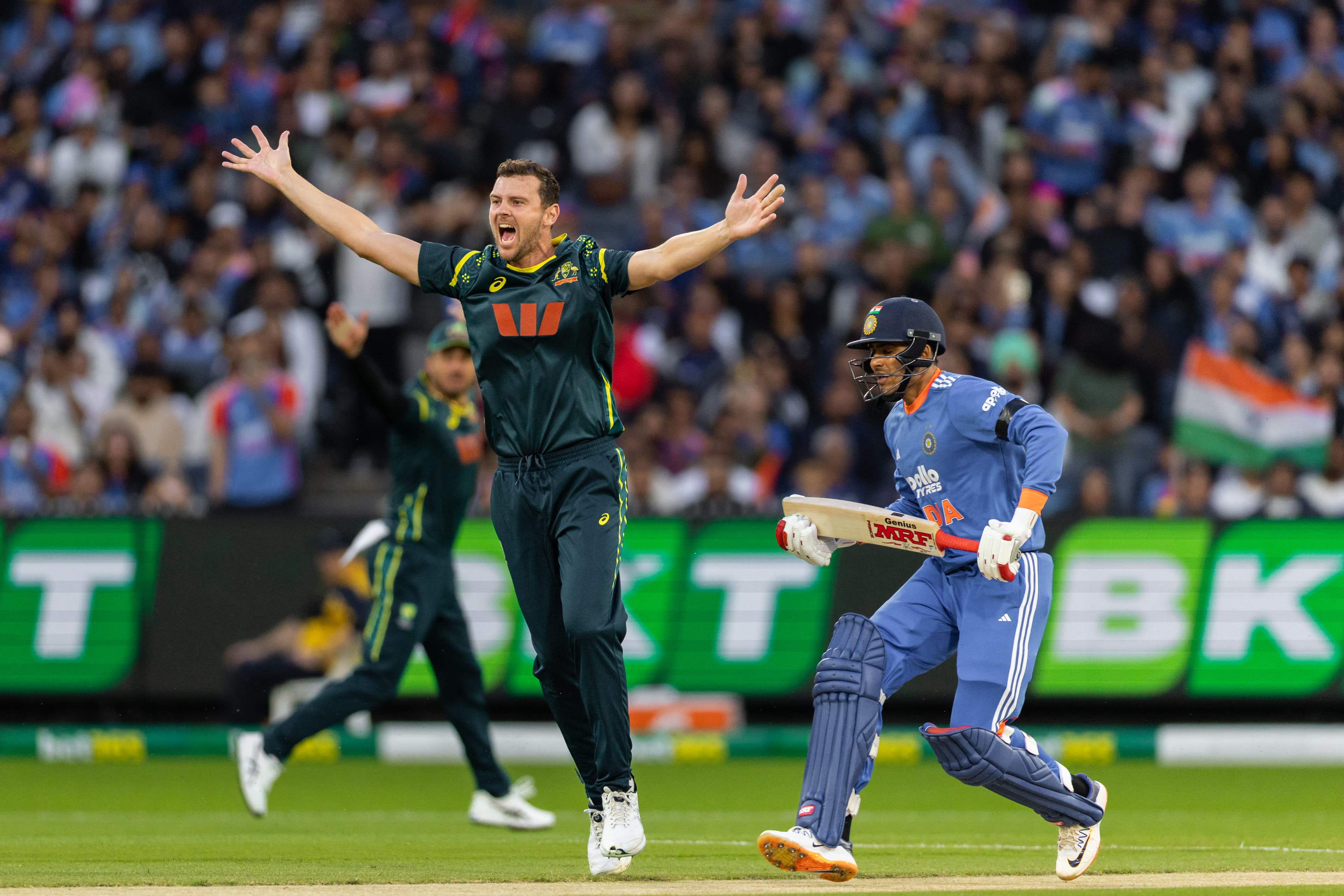 Hazlewood continues exceptional start as Aussies claim victory