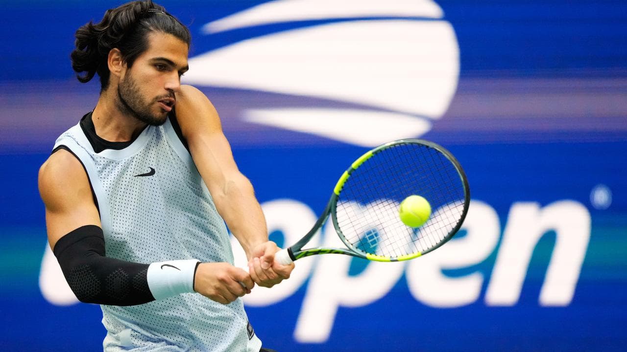 Alcaraz, Tiafoe advance to US Open quarter-finals