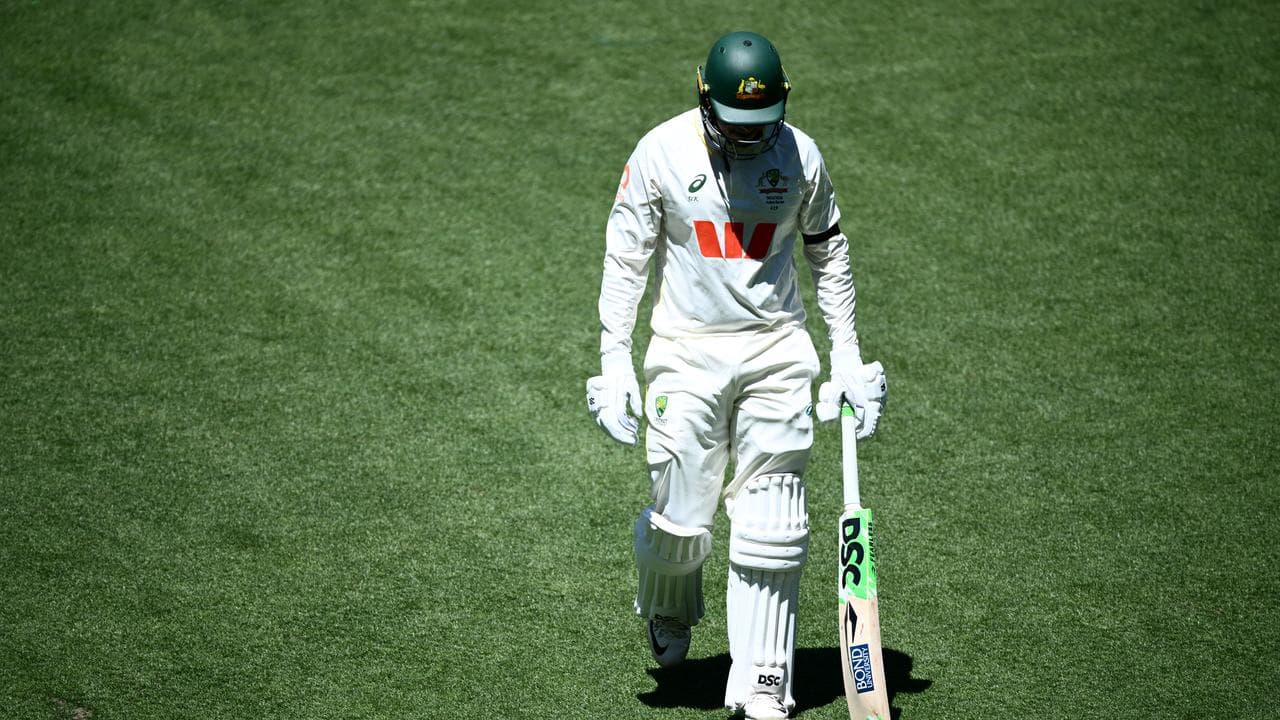 Khawaja misses out on century in shock late Test recall