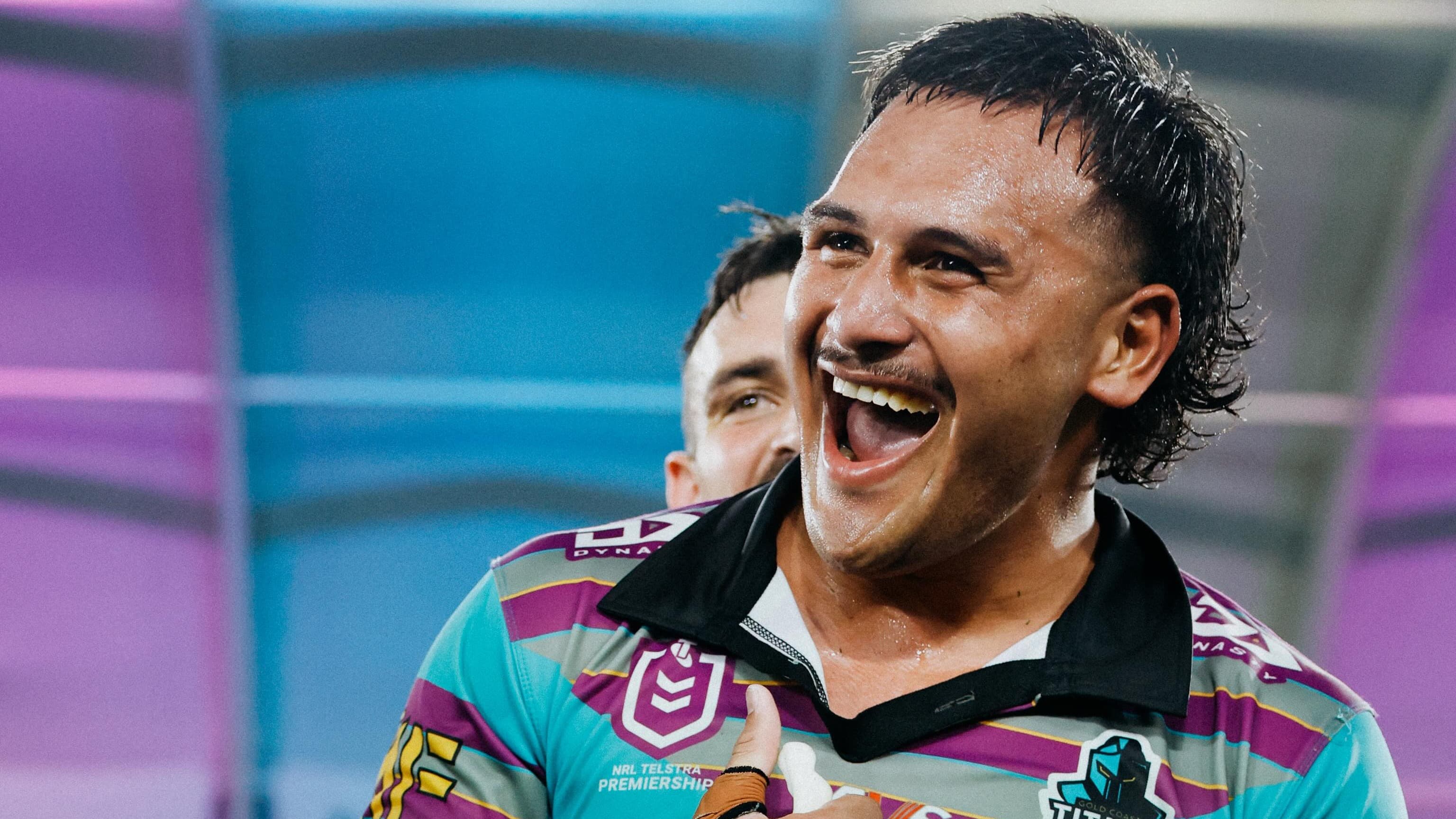 Titans aim to keep winning streak alive against desperate Warriors