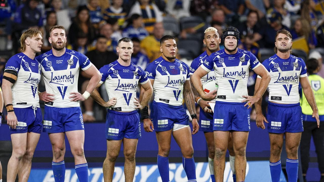 Bulldogs slam 'crap' Eels display, explain surprise switch