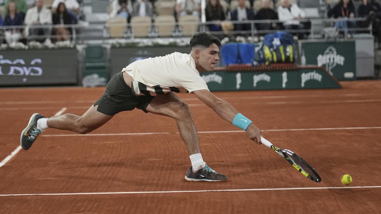 Second-set scare snaps Alcaraz into gear at French Open