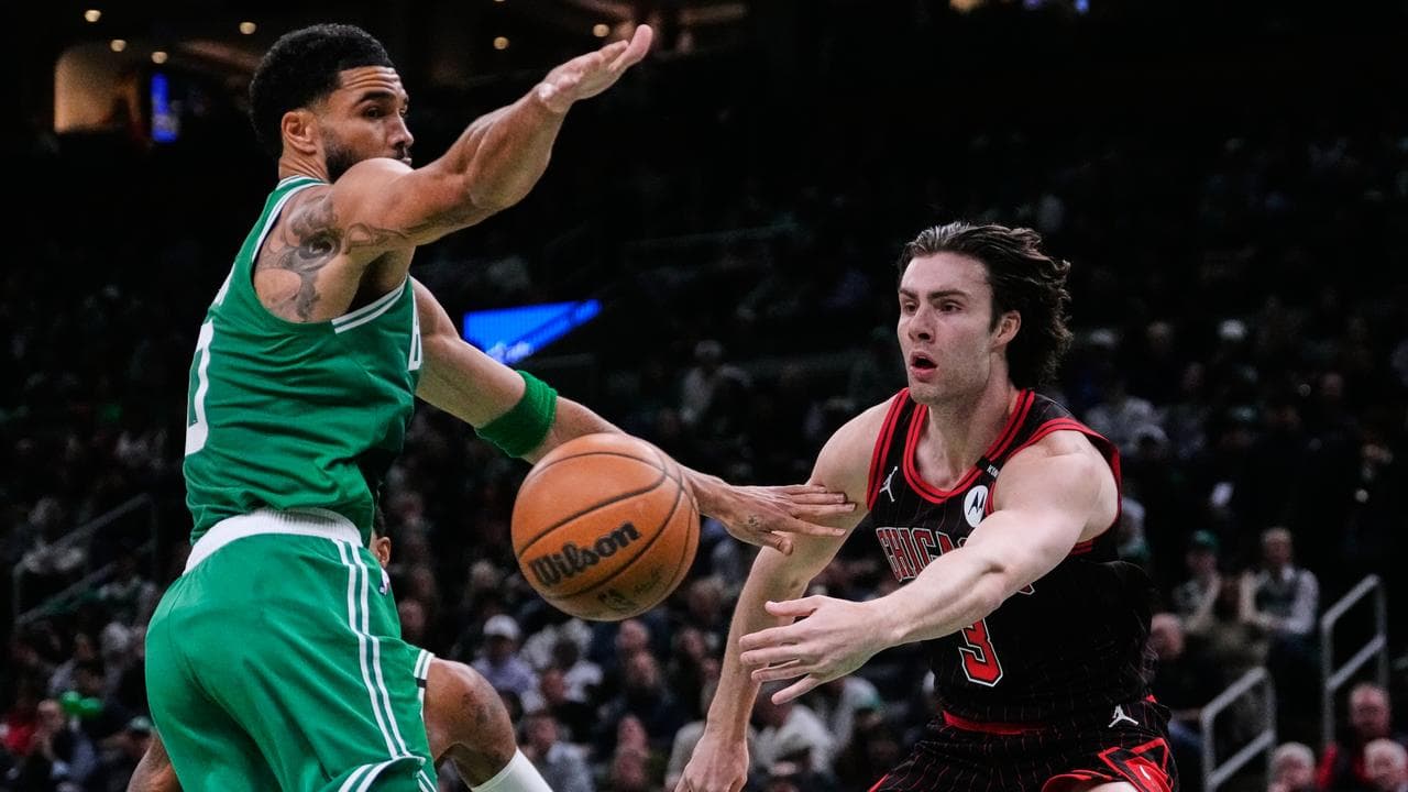 Buoyant Boston rope Bulls in 35-point NBA beatdown