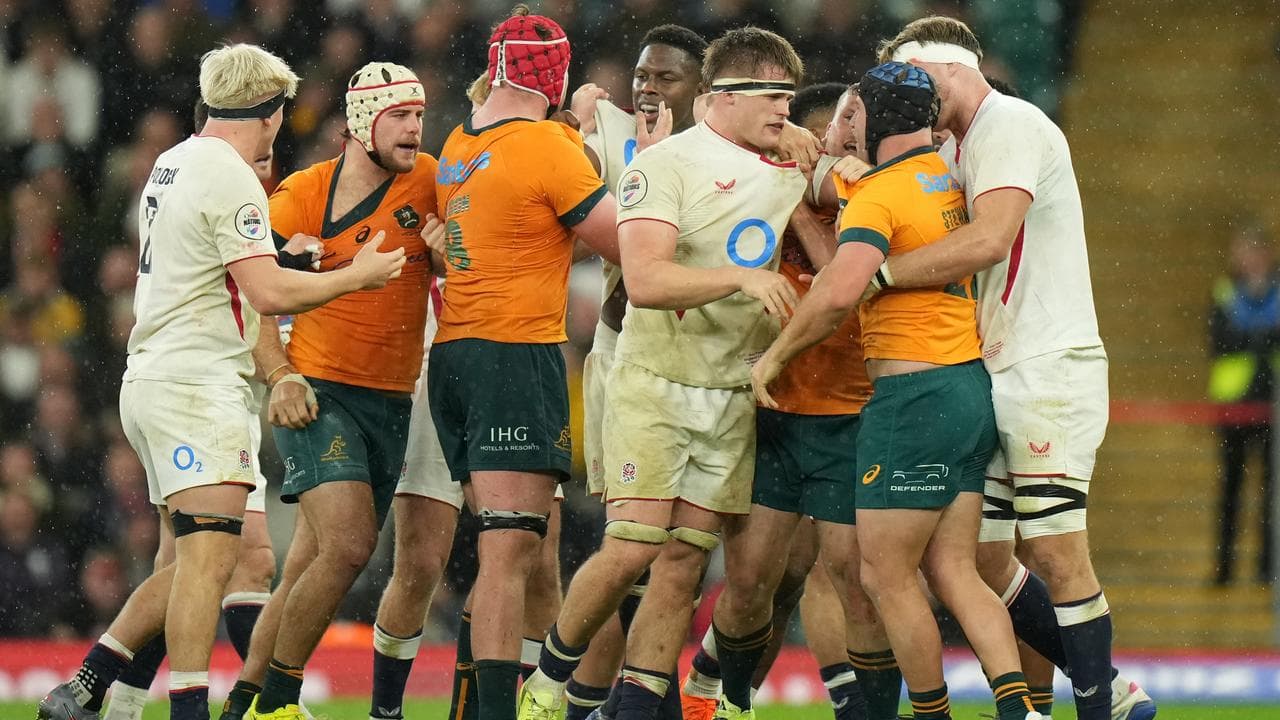 England dominate lacklustre Wallabies at Twickenham