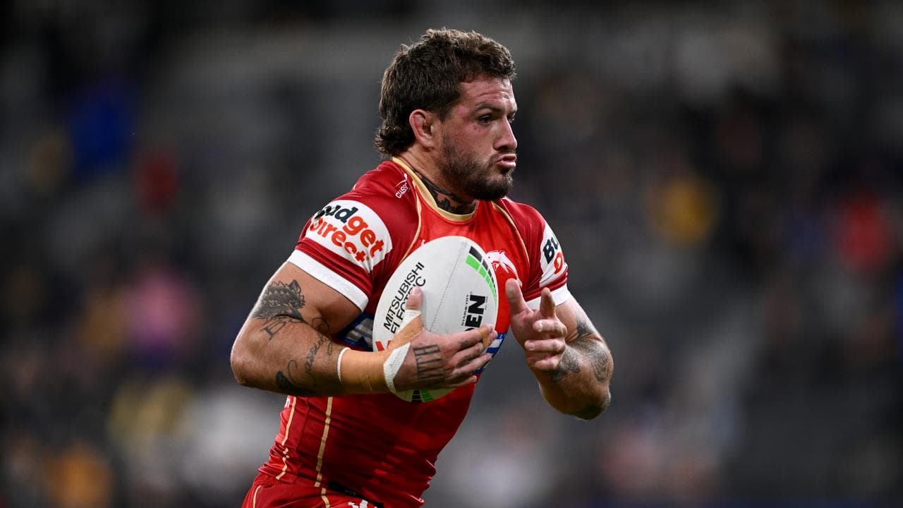 Dolphins hero and 'man of Stone' to retire from NRL