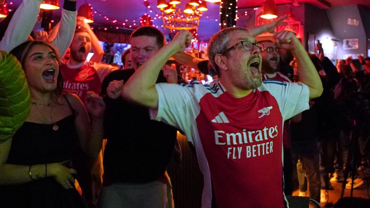 Arsenal crowned Premier League champions after Man City held at Bournemouth