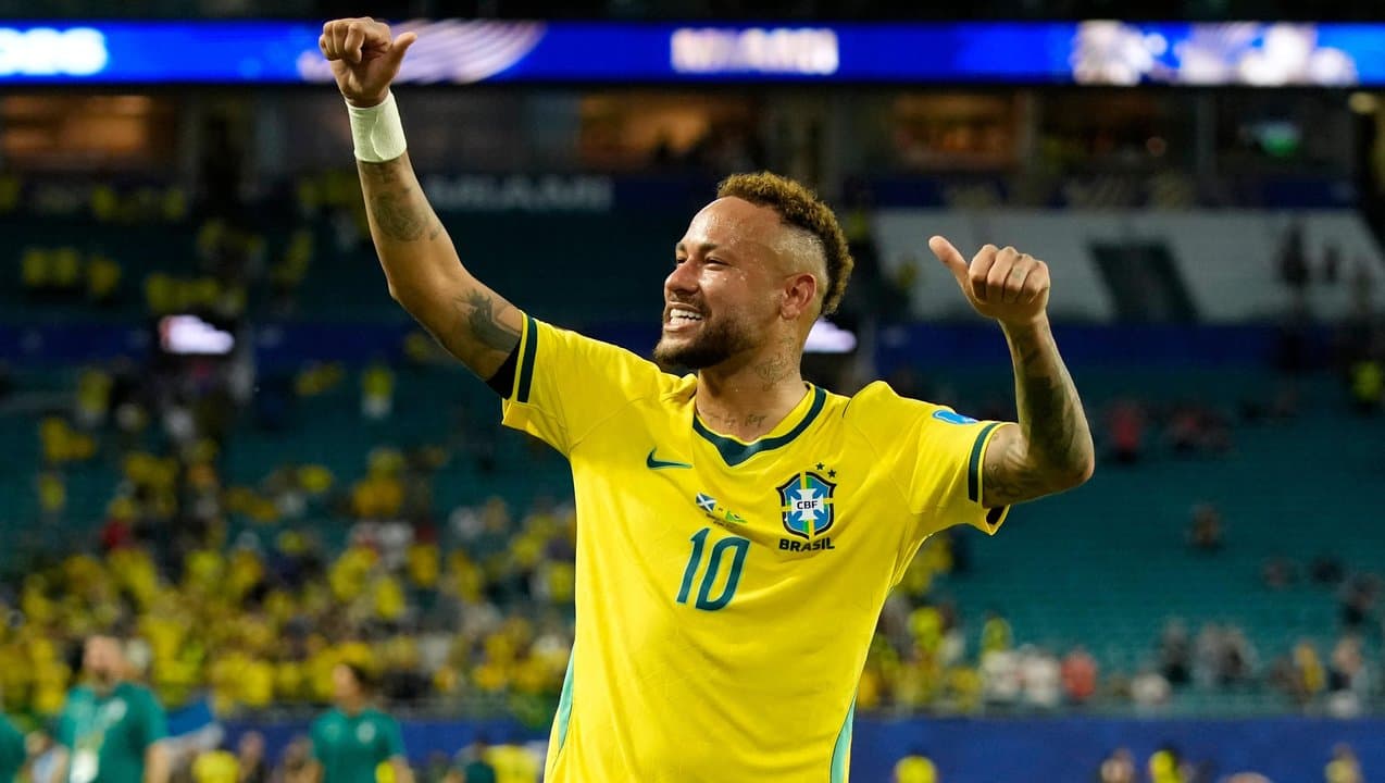 'Idol' Neymar back as Vinicius leaves Scots on edge