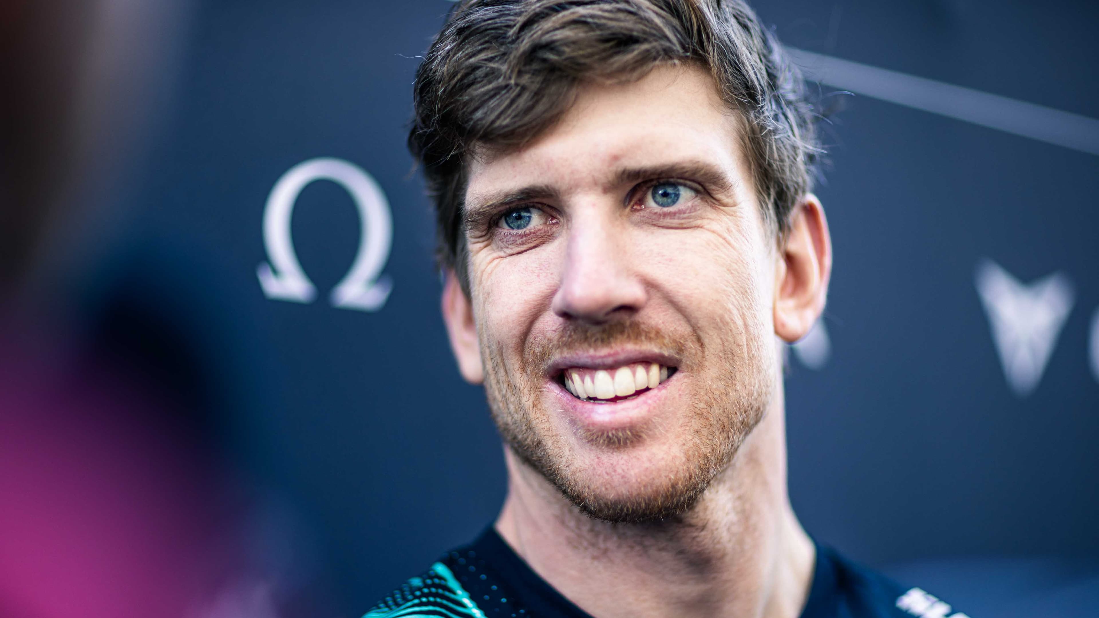 America's Cup: Burling confirms allegiance switch