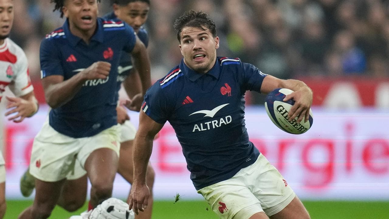France halfback Dupont set for return after extended injury absence
