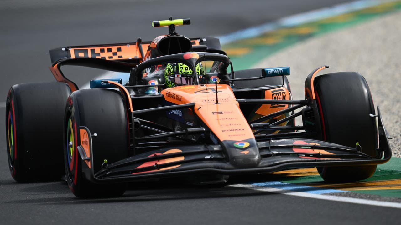 Norris claims Australian Grand Prix pole, Lawson out in QF1