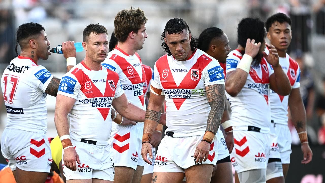 Dragons' record low heaps more pressure on coach