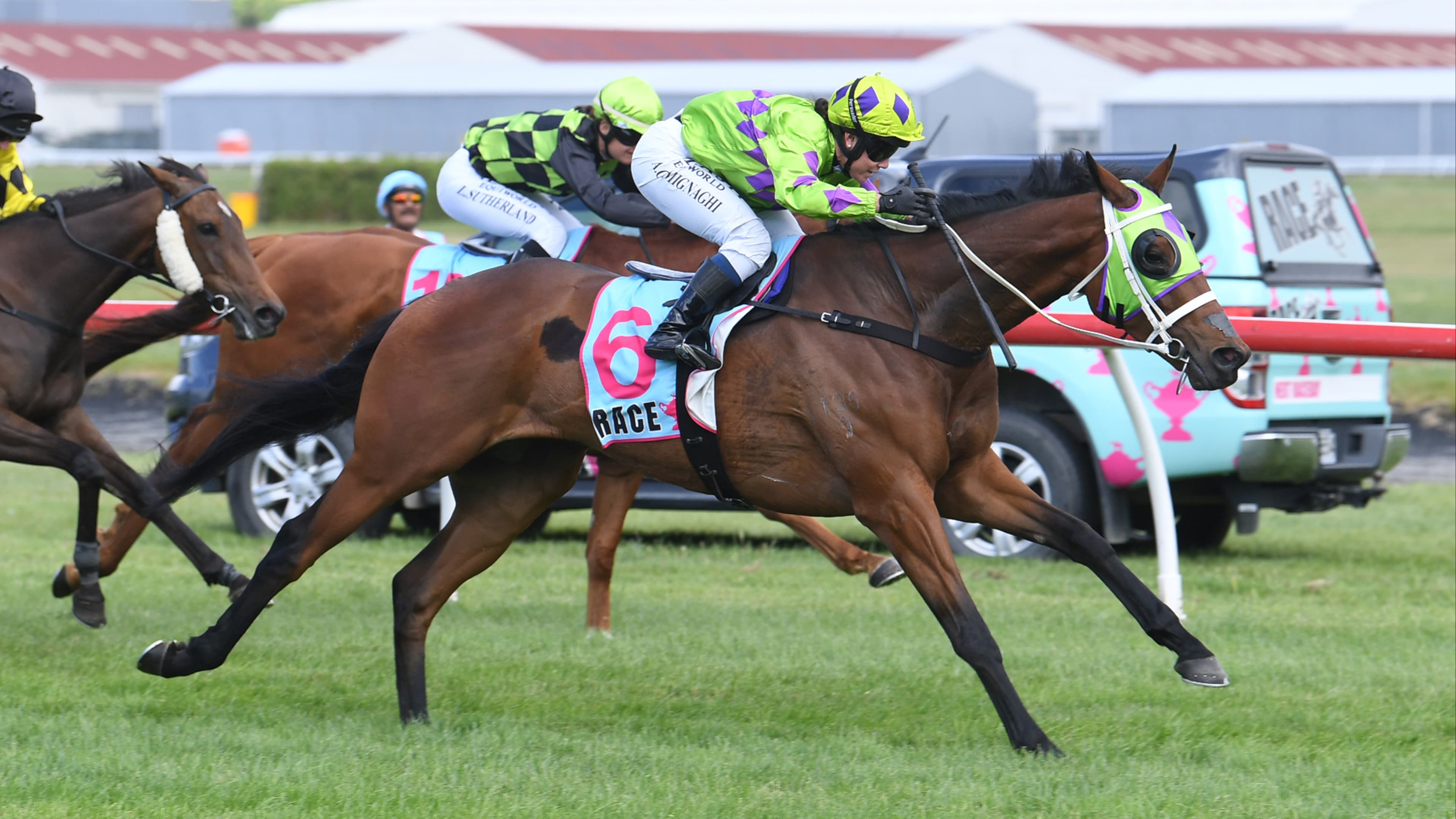 Australia calling Crouch