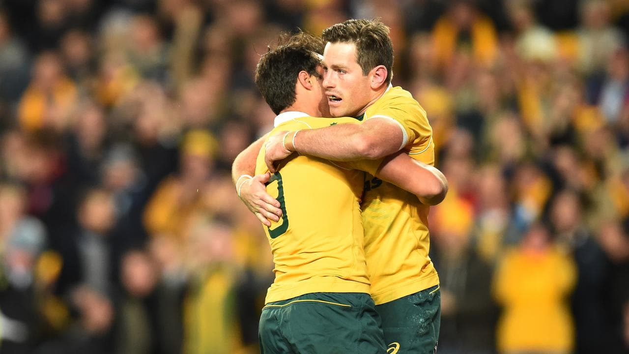 Waratahs sign veteran duo in shock move