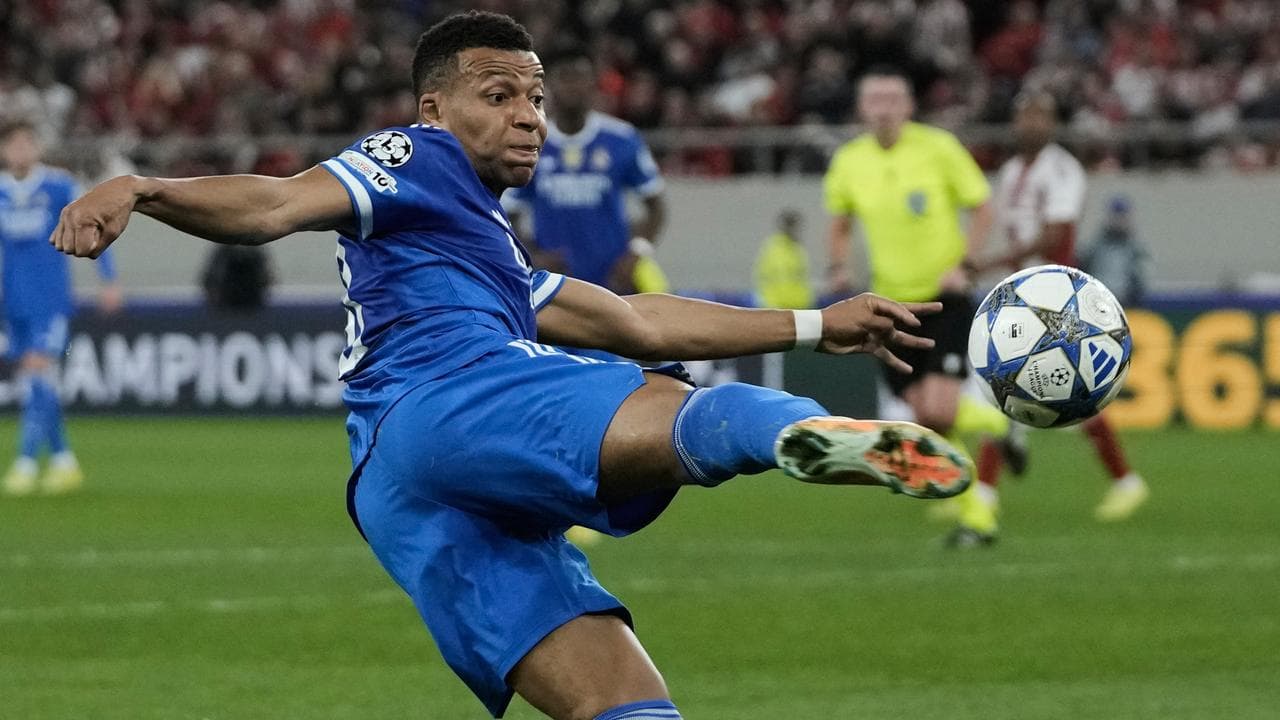 Scores galore as Mbappe, teens star in Champions League