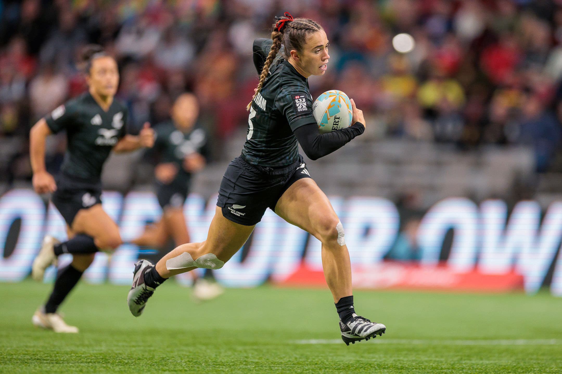 Black Ferns Sevens power to Vancouver title with dominant win over Fiji