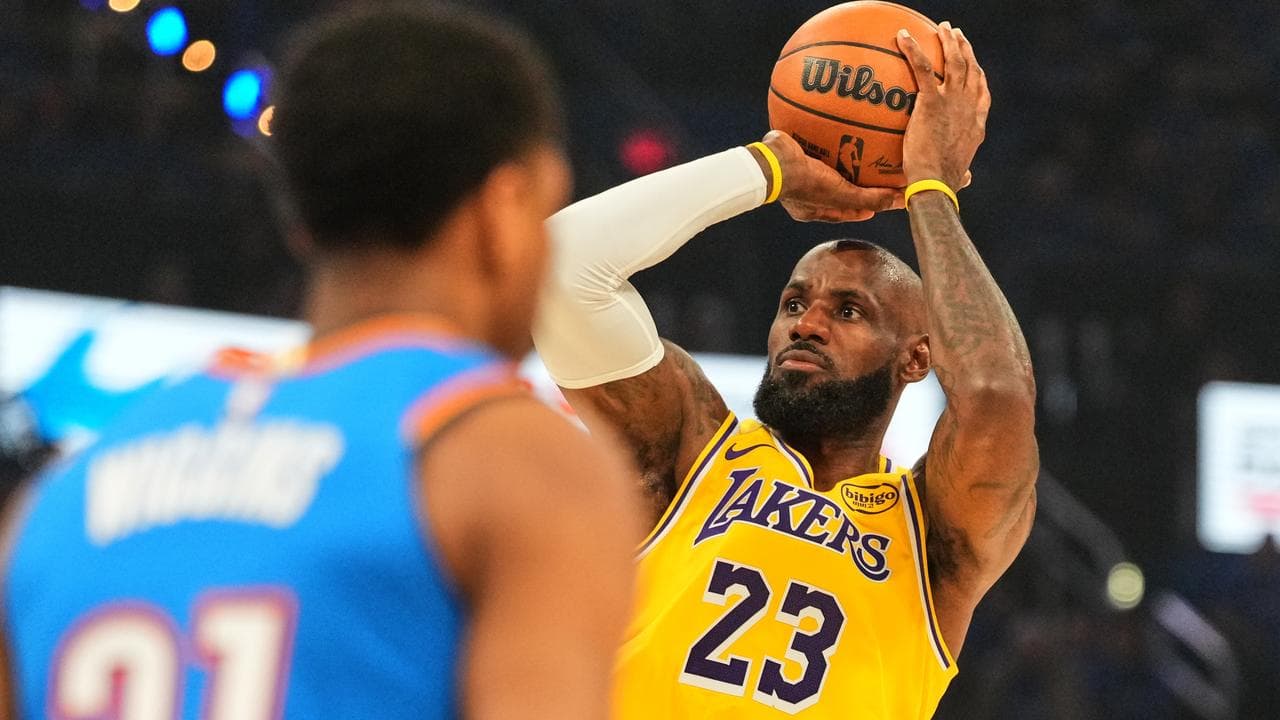 LeBron says goodbye Lakers, on move for 24th NBA season