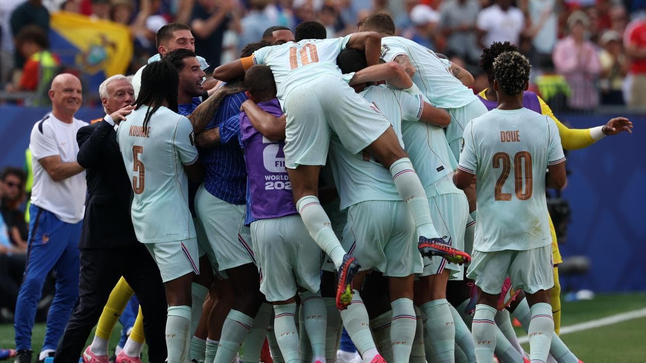 Mbappe, Dembele lead France into World Cup semi-finals