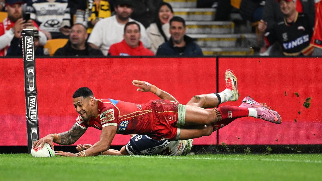 'Love to stay': Isaako wants new Dolphins deal done