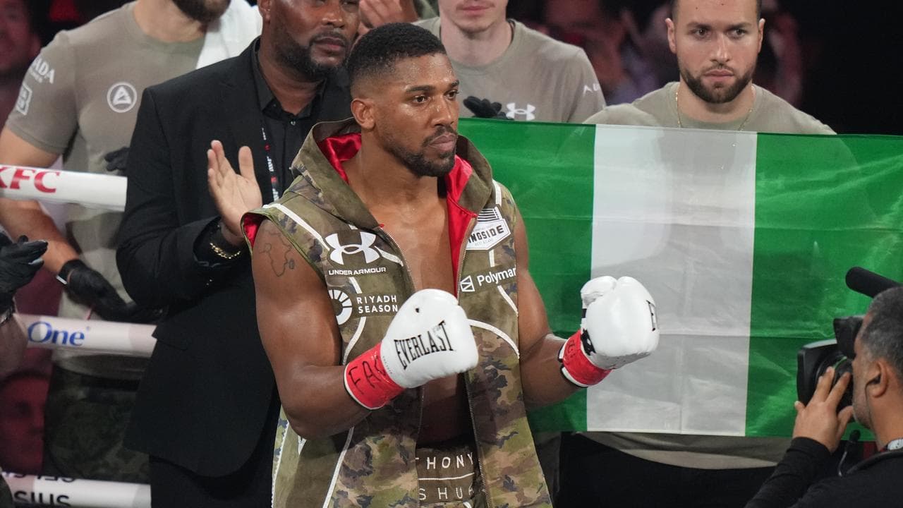 Joshua injured, two left dead, in Nigeria road accident