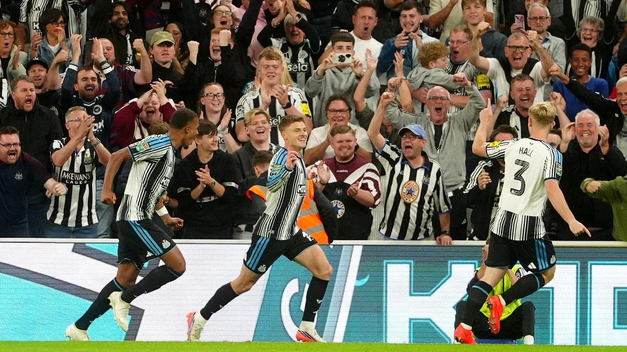 Newcastle advance in League Cup, Liverpool draw Spurs