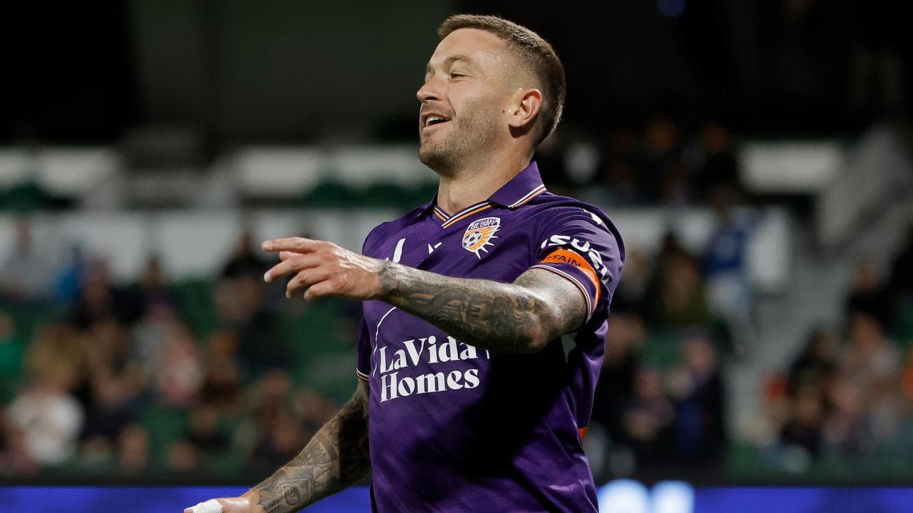 Frustrated Glory blow lead in draw with Phoenix