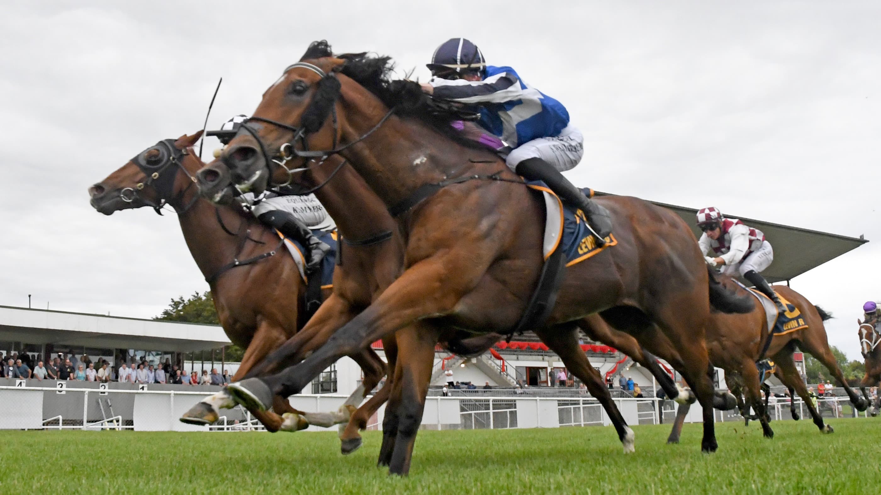 Electron charged for Cal Isuzu