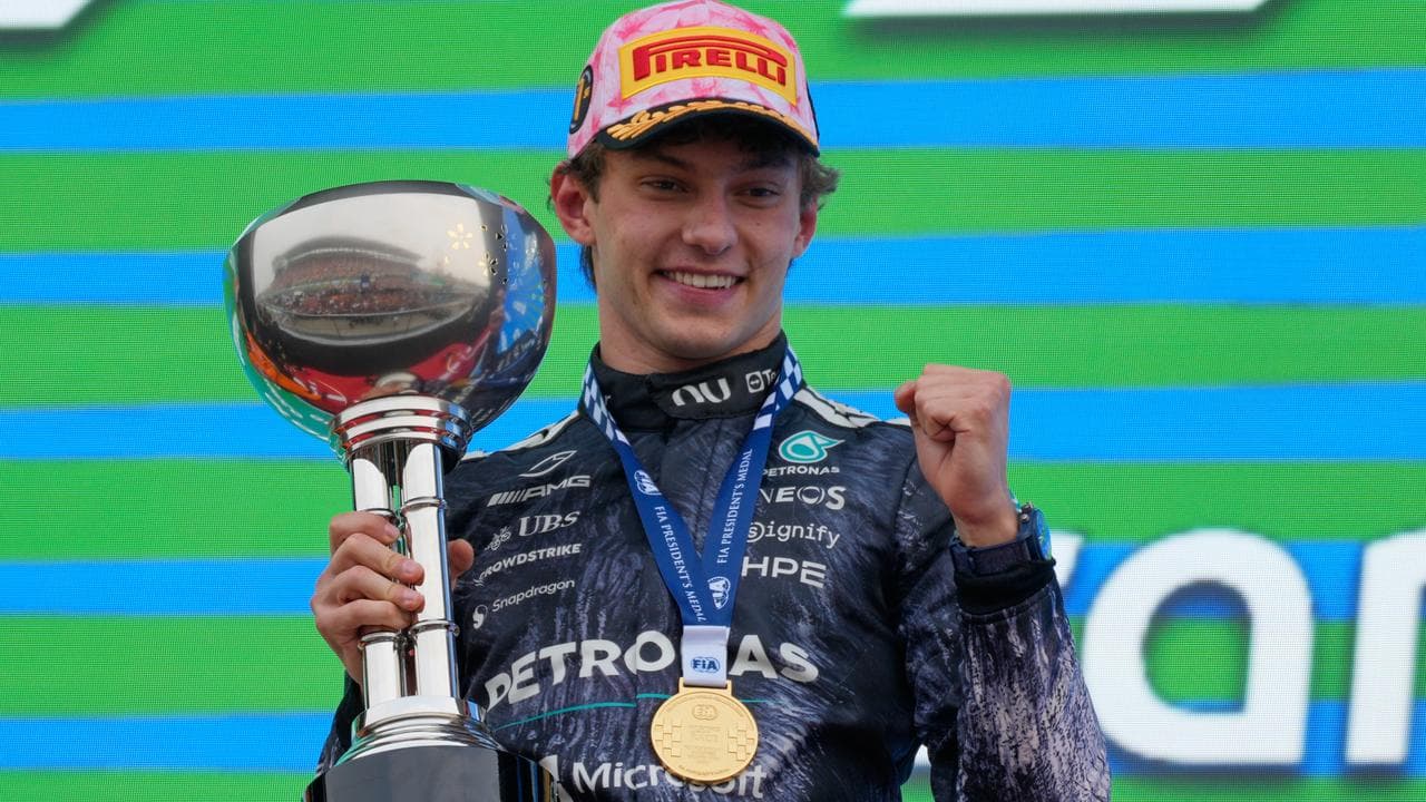 Antonelli wins, Lawson in the points at Japanese GP