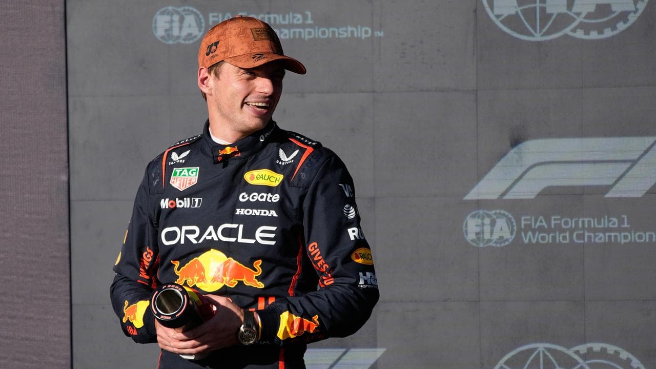Verstappen turns the heat on Piastri, Norris in US Prix