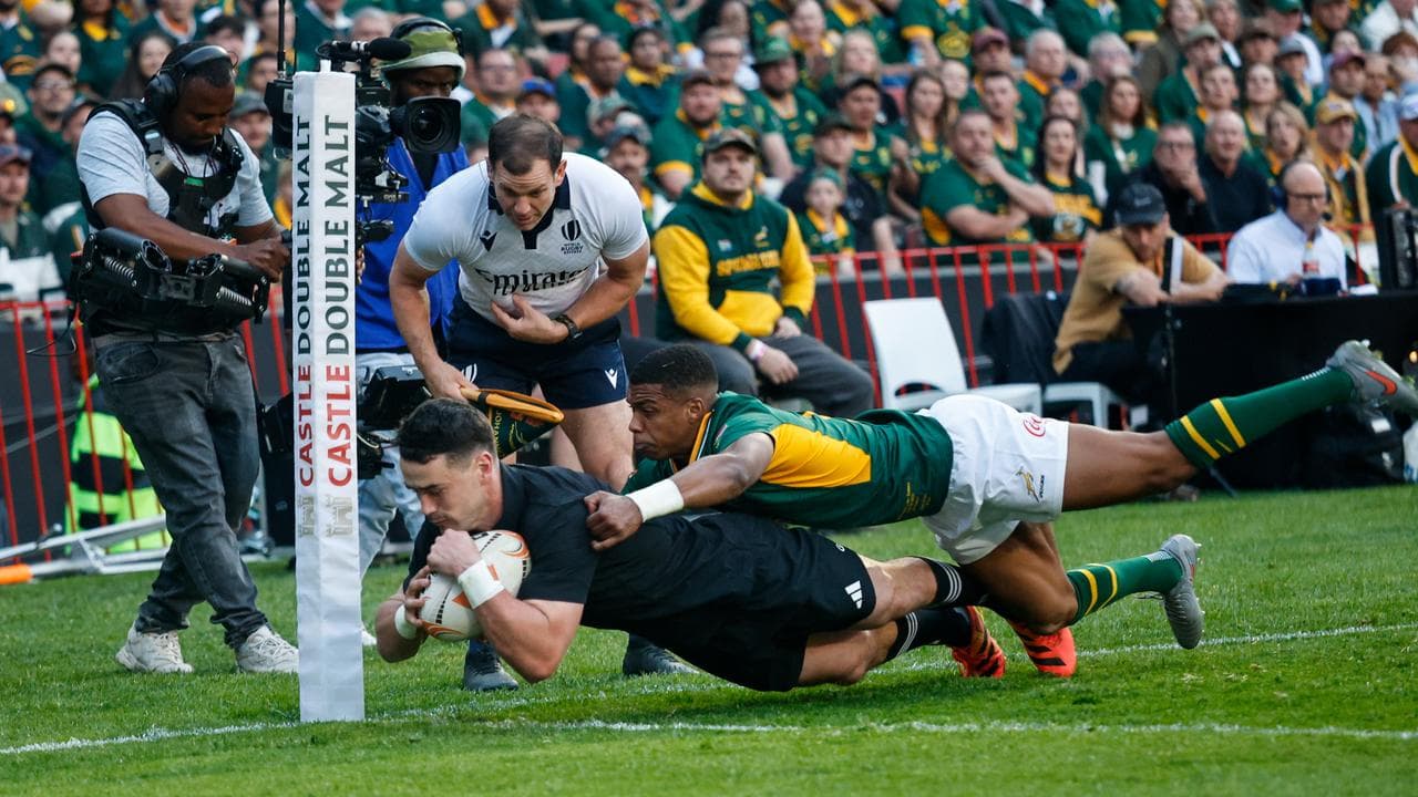 All Blacks stun world champion Springboks at Ellis Park