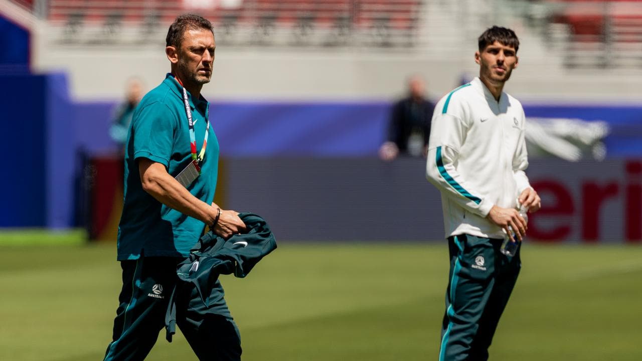 Popovic cagey on Irankunda start for Paraguay